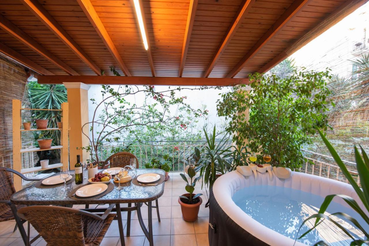 Luxury katrinas apartment with outdoor jacuzzi Corfu  Buitenkant foto