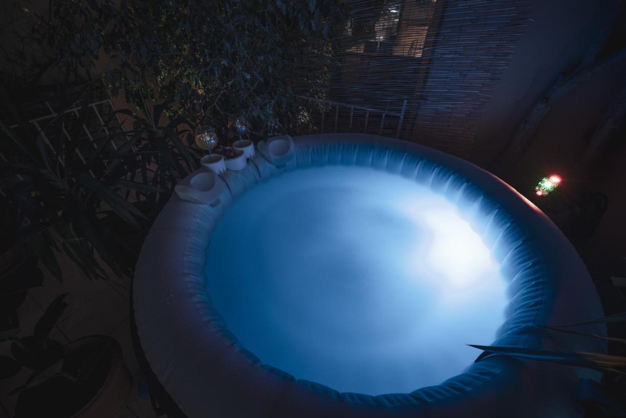 Luxury katrinas apartment with outdoor jacuzzi Corfu  Buitenkant foto